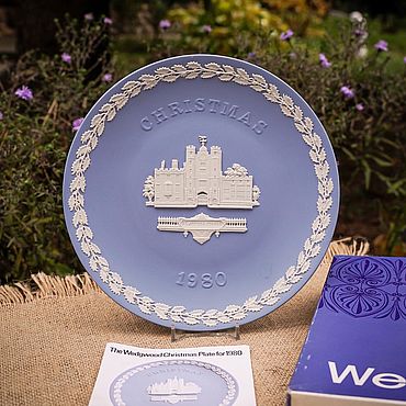 Винтаж ручной работы. Ярмарка Мастеров - ручная работа WEDGWOOD рождественская тарелка 1980 года, Англия. Handmade.