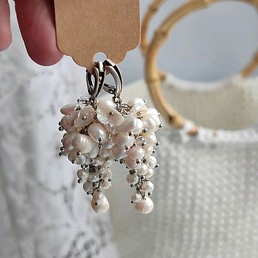 Украшения ручной работы. Ярмарка Мастеров - ручная работа Серьги грозди с белым жемчугом. Handmade.