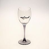 Сувениры и подарки handmade. Livemaster - original item Wine glass BIG SHARK gift to the diver (colored leg). Handmade.