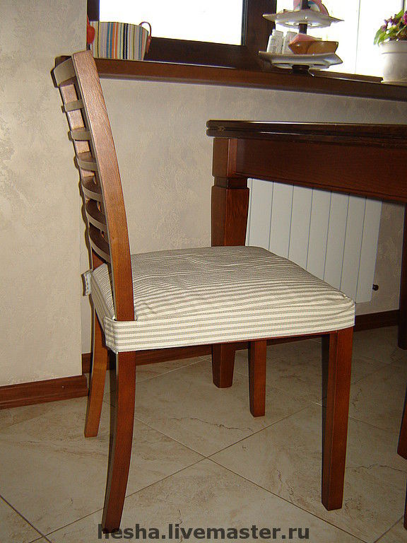 Сидушки на стулья коричневые