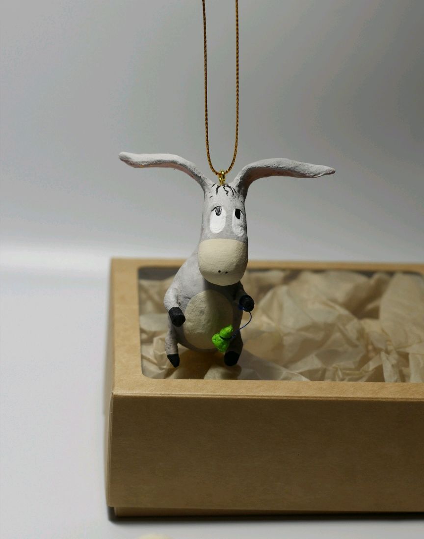 Игрушка Ослик Иа с шариком. Елочная игрушка ослик Иа – купить онлайн на ...