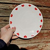 Посуда handmade. Livemaster - original item A plate of Hearts in a circle A Plate of Hearts A gift for February 14. Handmade.