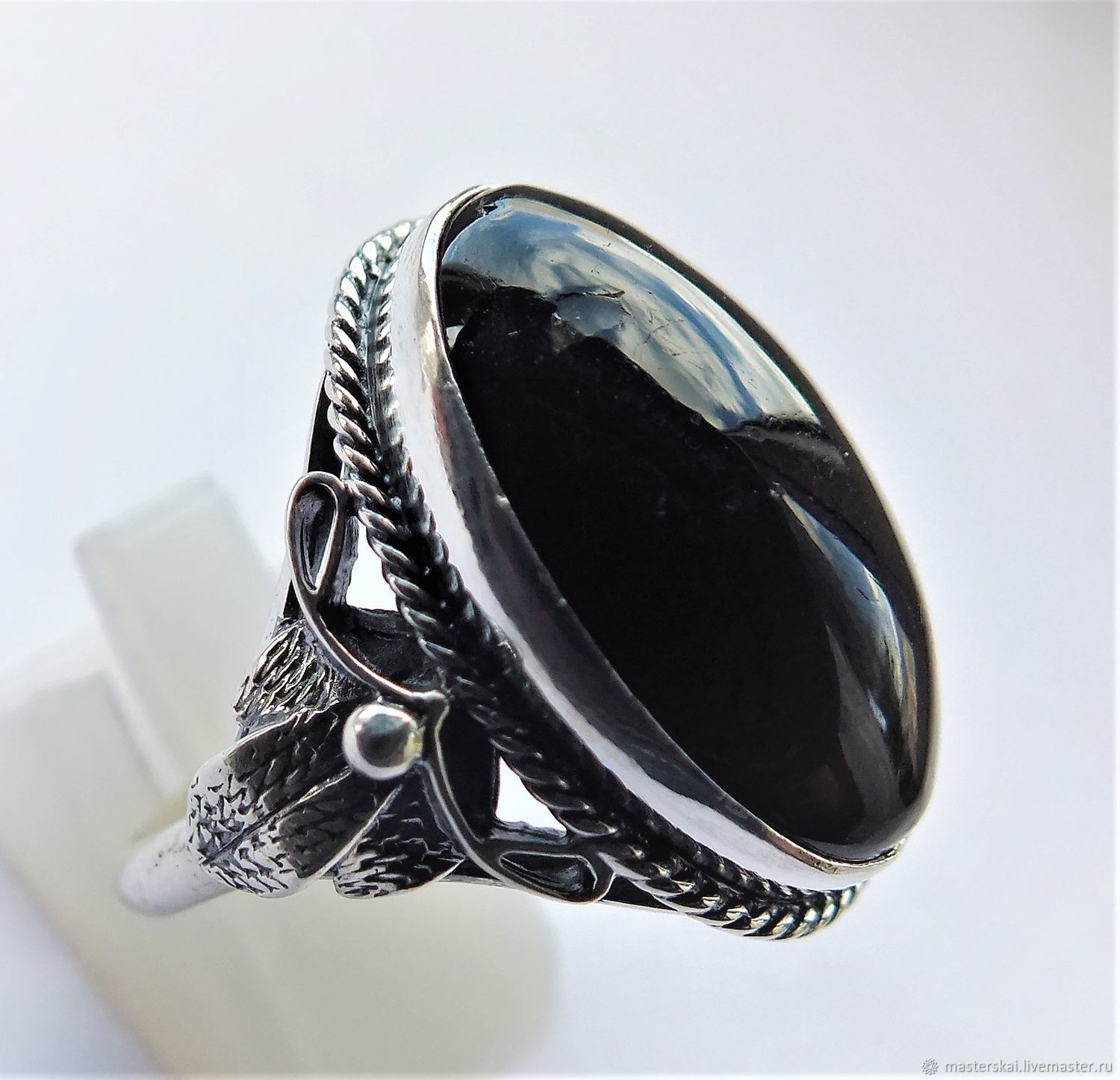 Серебряное кольцо турмалин шерл