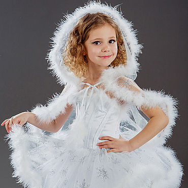 Нарядное платье для девочки Снежинка