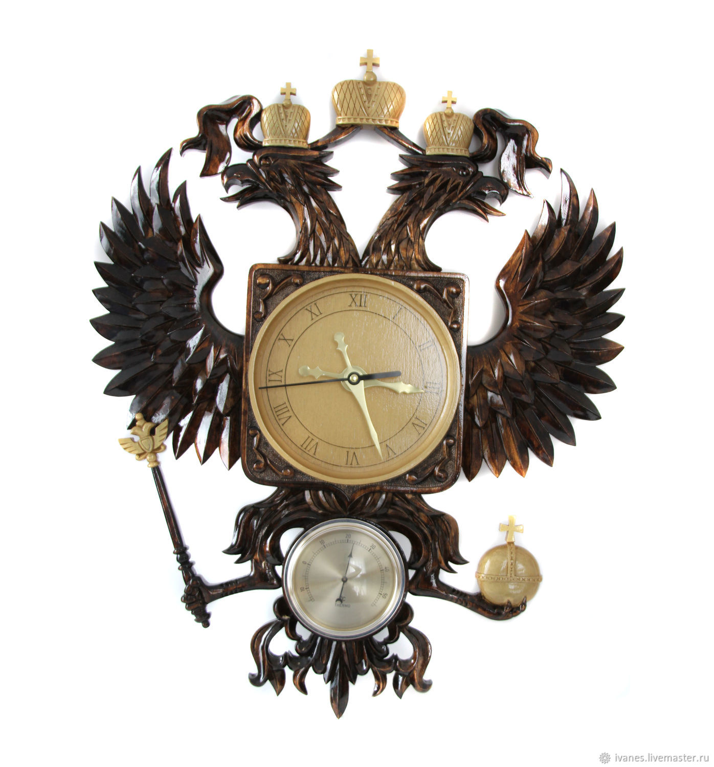 Часы деревянные настенные с гербом купить