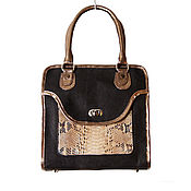 Сумки и аксессуары handmade. Livemaster - original item A luxurious handbag made of genuine leather for every day. Handmade.