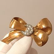 Винтаж handmade. Livemaster - original item Brooch Bow with crescent moon, ,40s-50s, gilt, bow. Handmade.