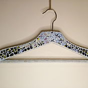 Для дома и интерьера handmade. Livemaster - original item Hanger-hangers, decorated with porcelain mosaic.. Handmade.
