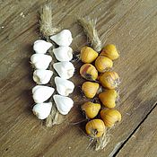 Куклы и игрушки handmade. Livemaster - original item Braids of onions and garlic Dollhouse miniature Food for dolls. Handmade.
