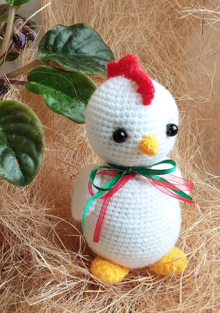 Цыпочка амигуруми. Цыпленок амигуруми крючком. Вязаный цыпленок татьяны косточенковой. Цыпочка связать. Фото вязаный амигуруми птичка.