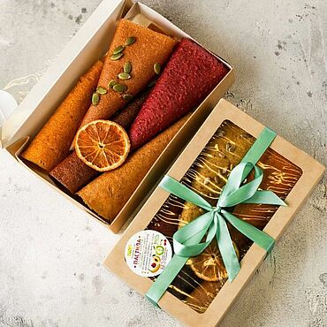 Коробка конфет с декором | Интернет-магазин цветов и подарков 
