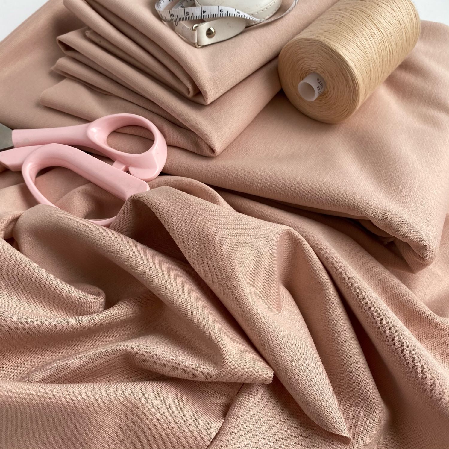 Кукольный трикотаж. Ткань трикотаж для тела куклы. Трикотаж для тела кукол. Кукольный трикотаж. Трикотаж телесного цвета.
