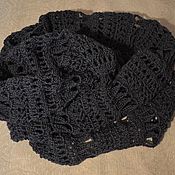 Black shawl