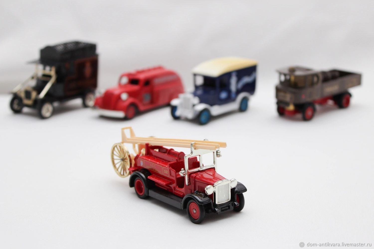 Винтаж: Модели ретро автомобилей купить в интернет-магазине Ярмарка ...