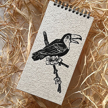 Канцелярские товары ручной работы. Ярмарка Мастеров - ручная работа Блокнот списочный "Тукан". Handmade.