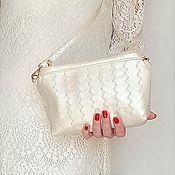 Свадебный салон handmade. Livemaster - original item Pearl clutch bag, white wedding clutch, prom bag (125). Handmade.