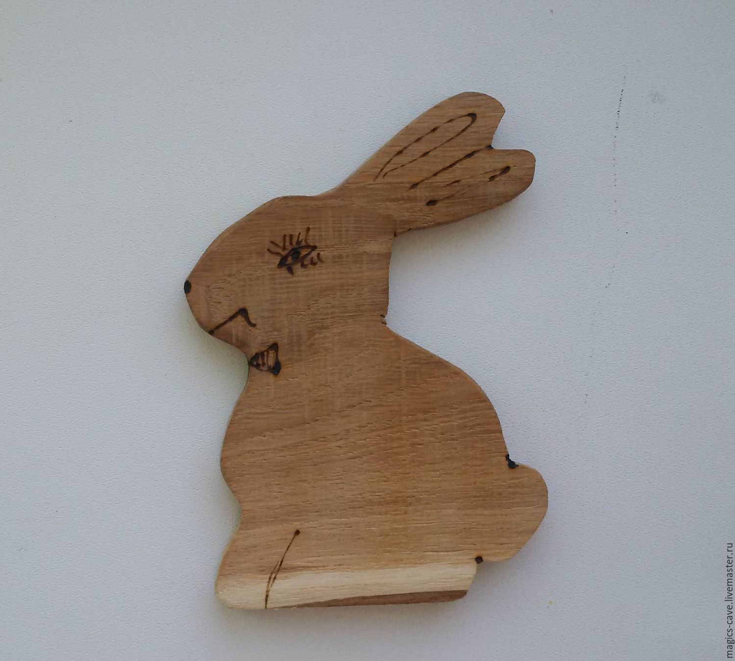Игрушка заяц из дерева