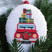 Сувениры и подарки handmade. Livemaster - original item Toy for the Christmas tree red car with gifts pinkip for the Christmas tree decoration. Handmade.