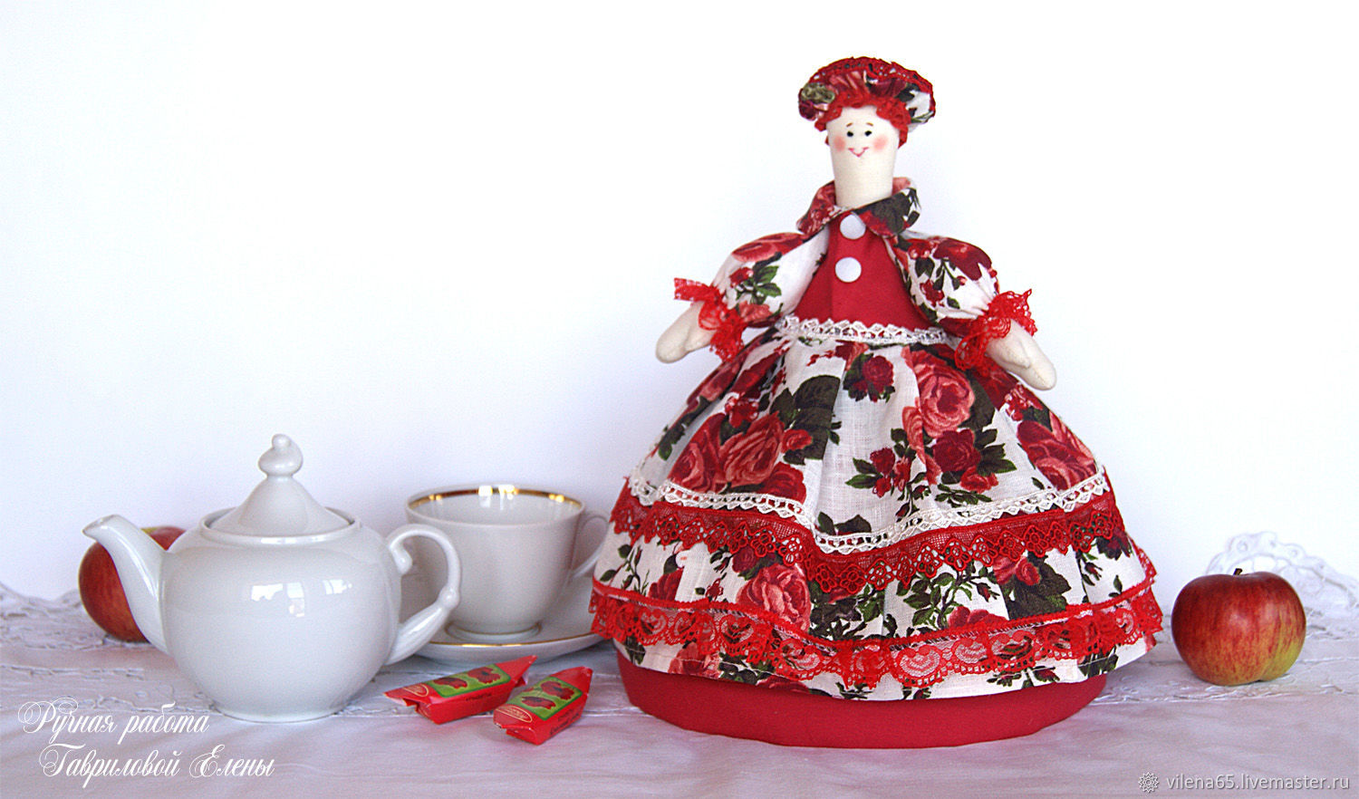 Кукла грелка на чайник русская Купчиха