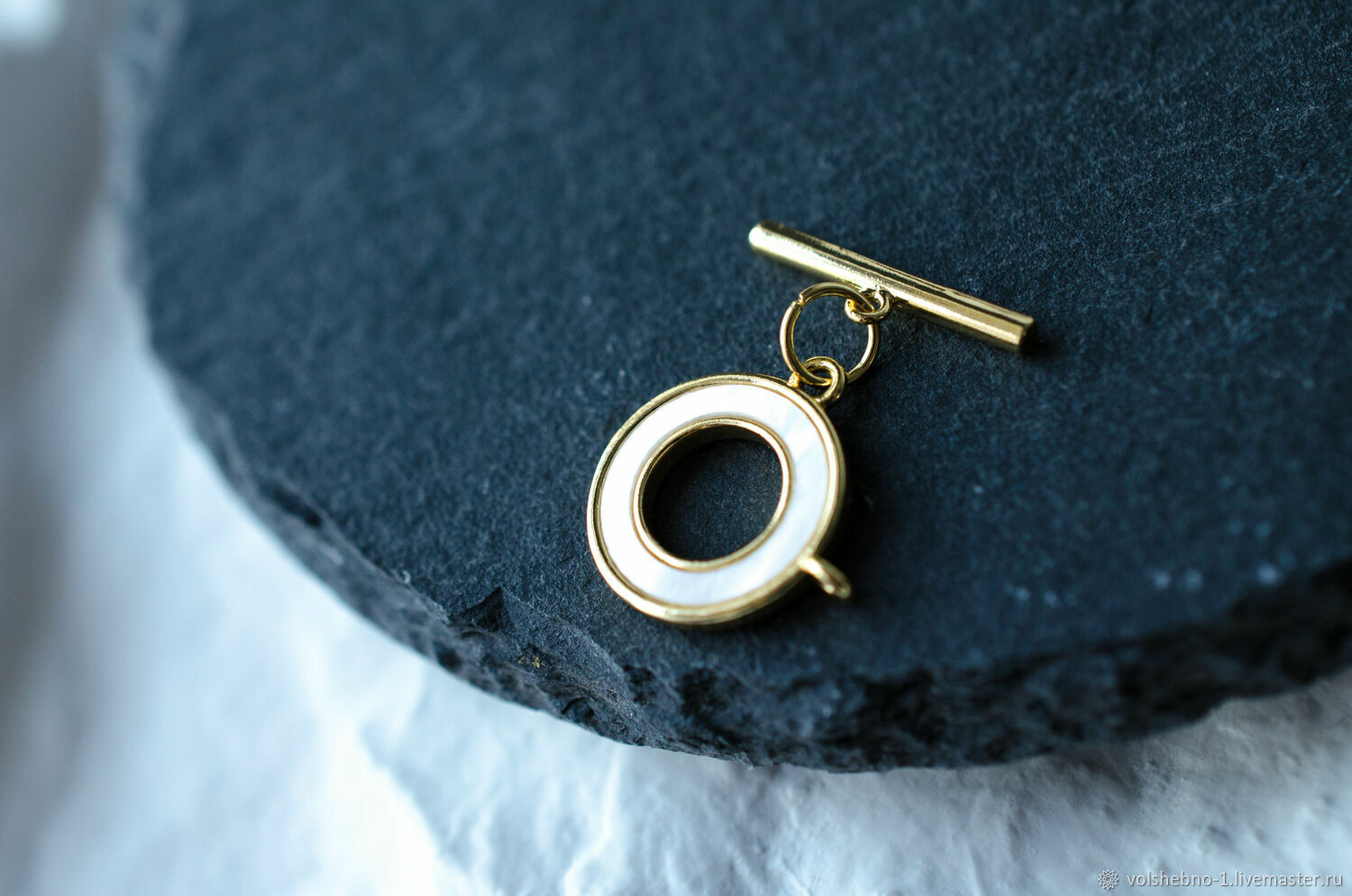 Тоггл Круг замок с перламутром, позолота купить в интернет-магазине ...