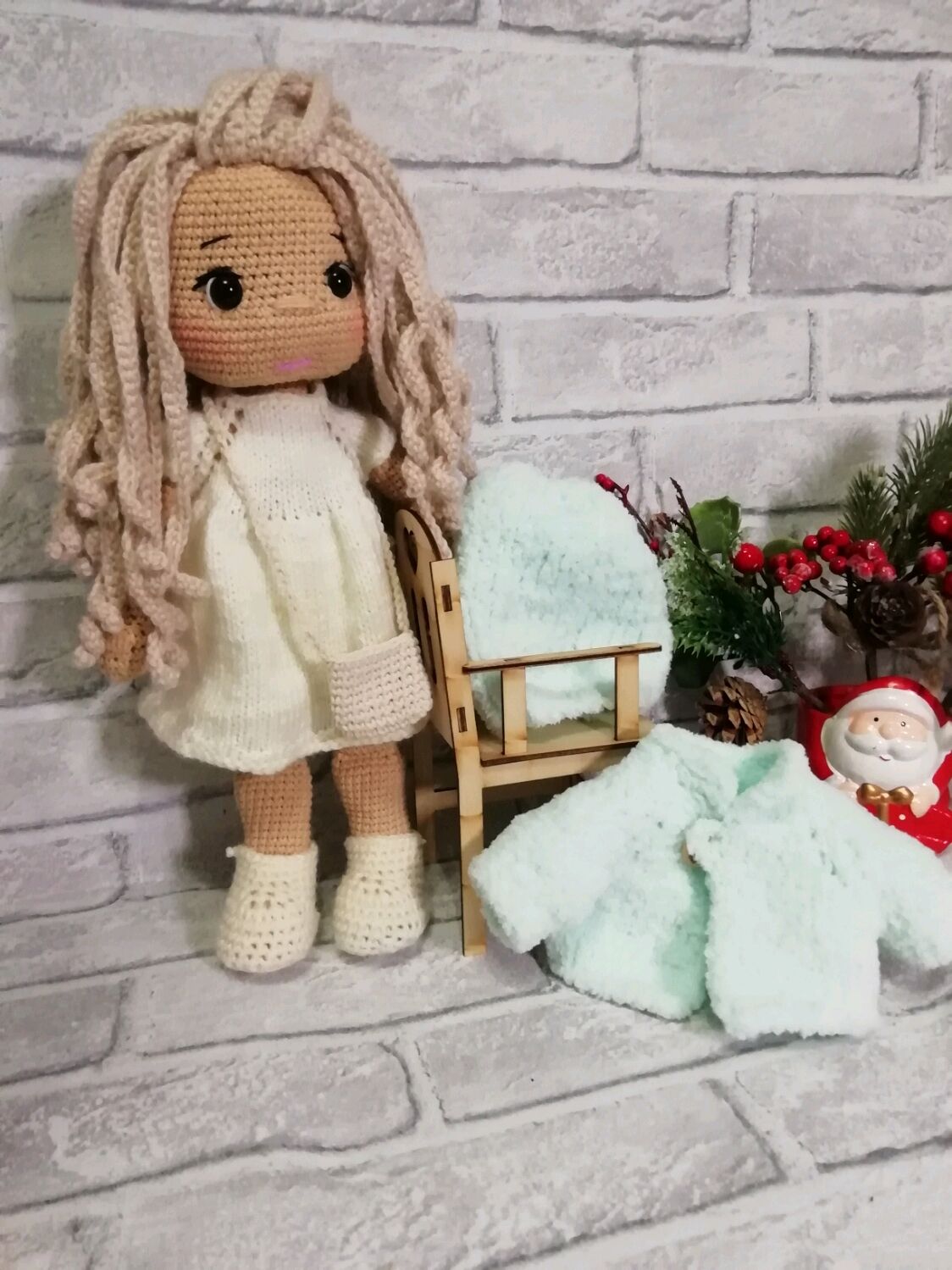 Кукла Аленка вязаная игрушка в интернет-магазине Ярмарка Мастеров по ...