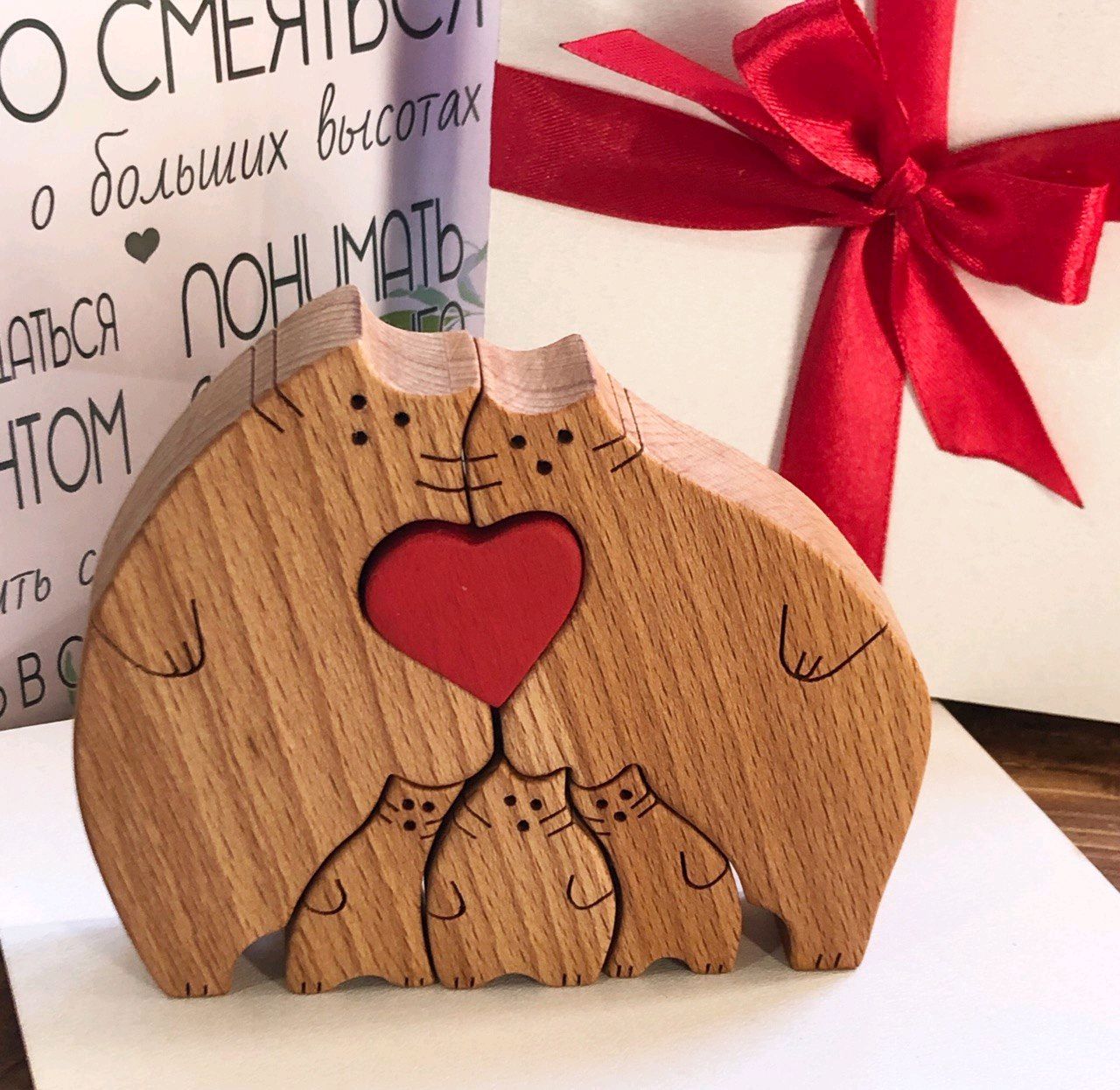 Подарки и сувениры, сделанные из дерева