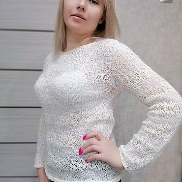 Одежда женская ручной работы. Ярмарка Мастеров - ручная работа Джемпер вязаный женский белый "Мягкое облачко". Handmade.