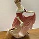 Статуэтка Девушка с собачкой Royal Doulton  Винтаж Фарфор Англия, Статуэтки, Москва,  Фото №1