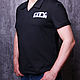 Черная мужская футболка, футболка с воротником, с V образным вырезом. Футболки и майки мужские. Лариса дизайнерская одежда и подарки (EnigmaStyle). Ярмарка Мастеров.  Фото №4