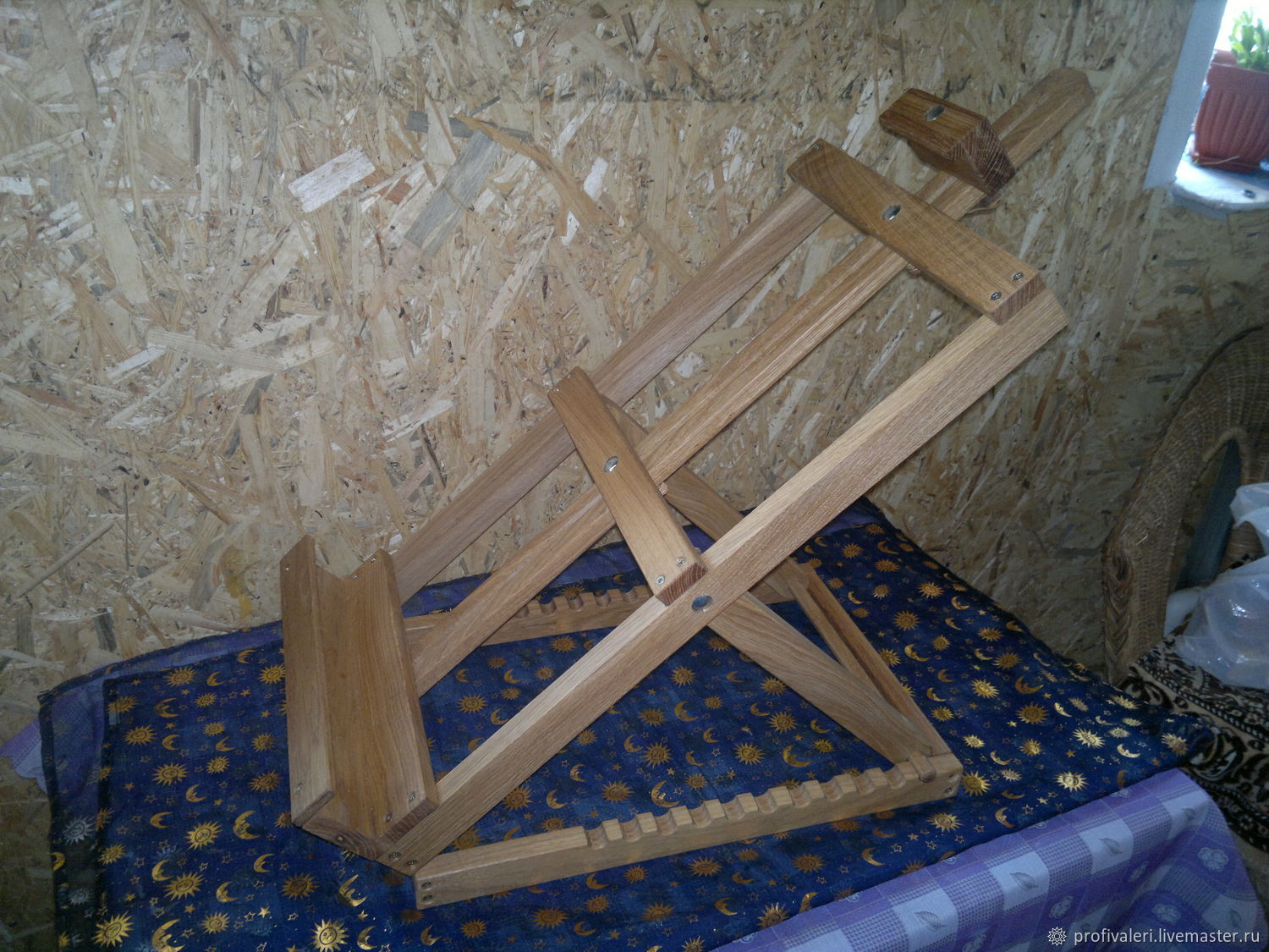 Мольберт из дуба настольный – заказать на Ярмарке Мастеров – EEJWPRU ...