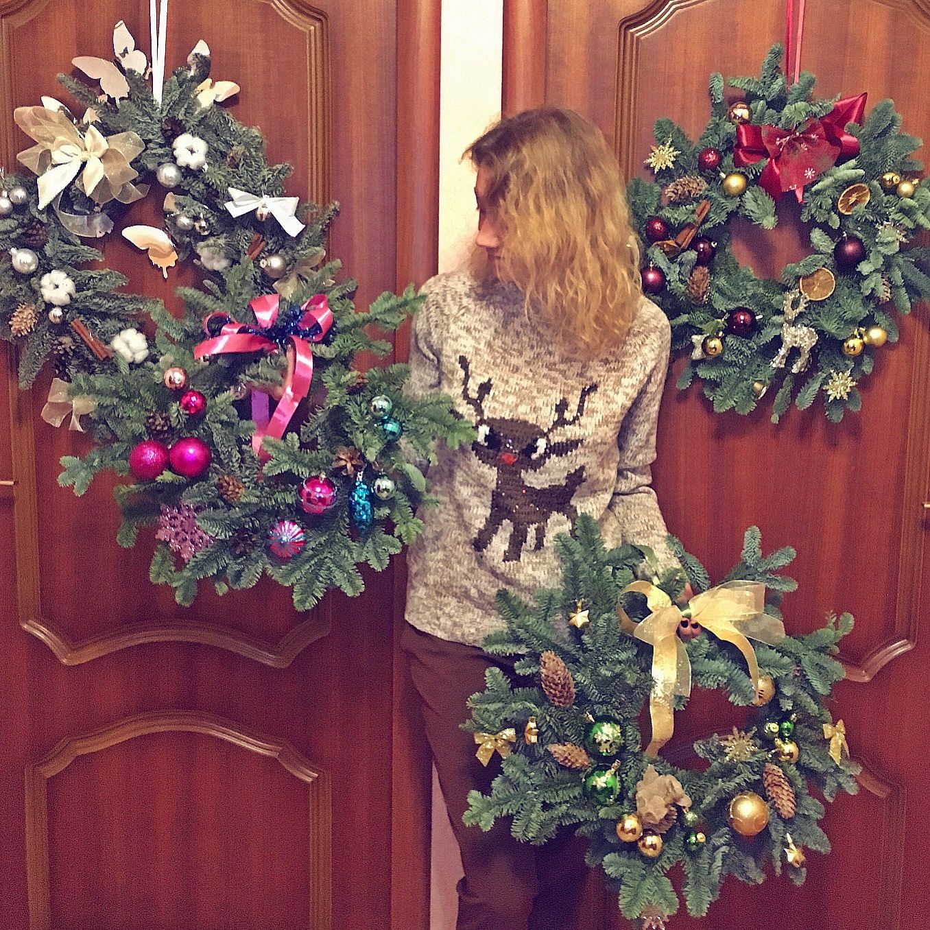 Новогодние венки с индивидуальным дизайном