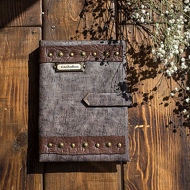 ежедневник "За Тайной дверкой" – заказать на Ярмарке Мастеров – 136YPRU ...