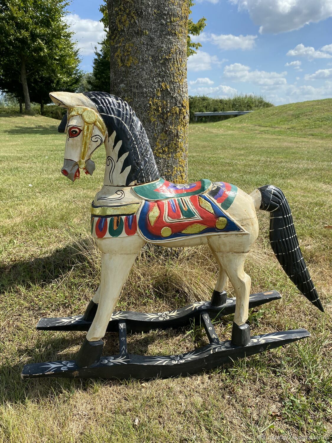 Лошадка качалка - деревянная детская игрушка