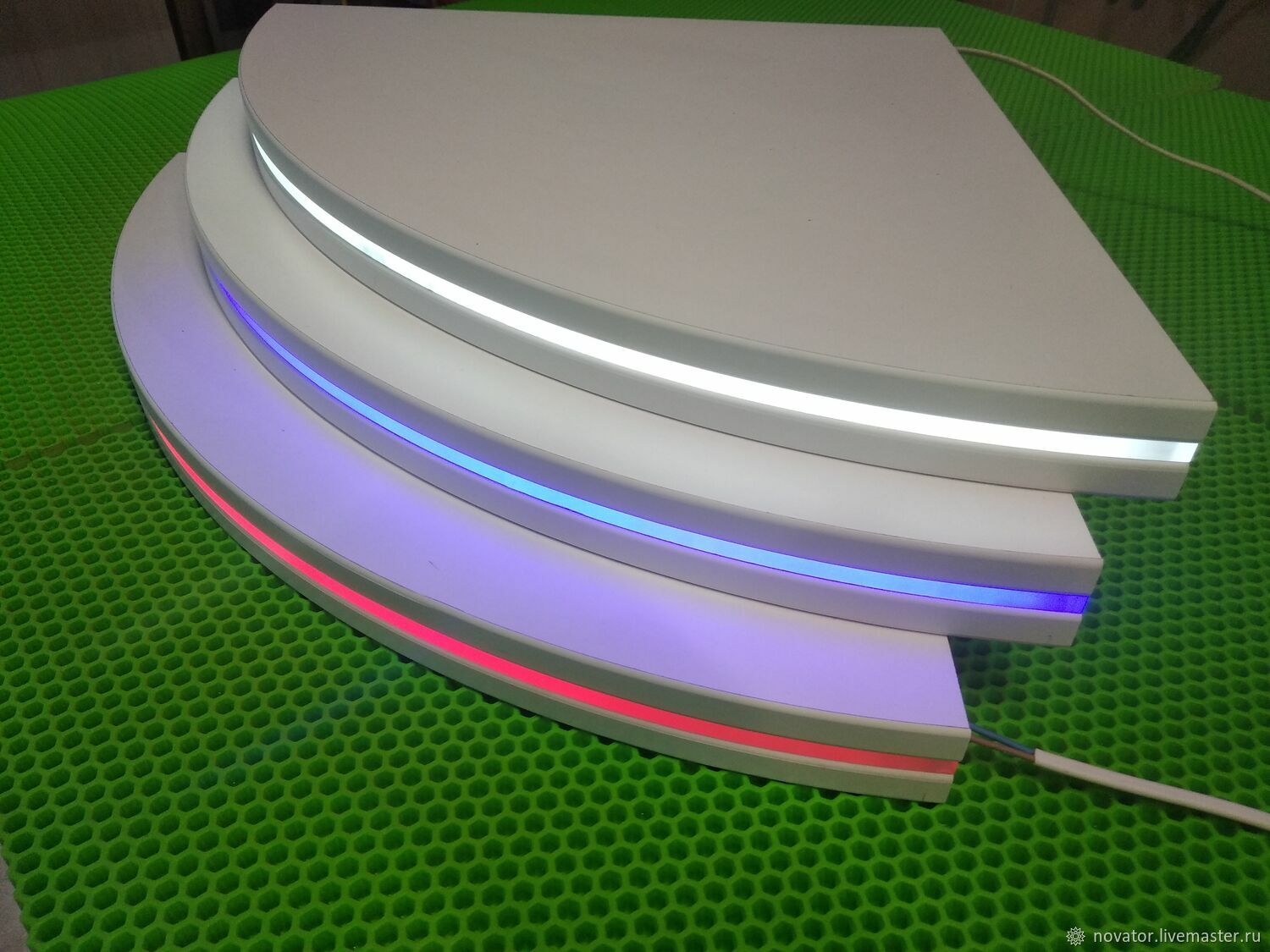 Полки: Радиусные полки с диодным светом в интернет-магазине на Ярмарке ...