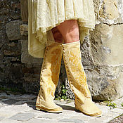 boots: Yellow high boots with an embroidered boot- Euro winter - Autumn