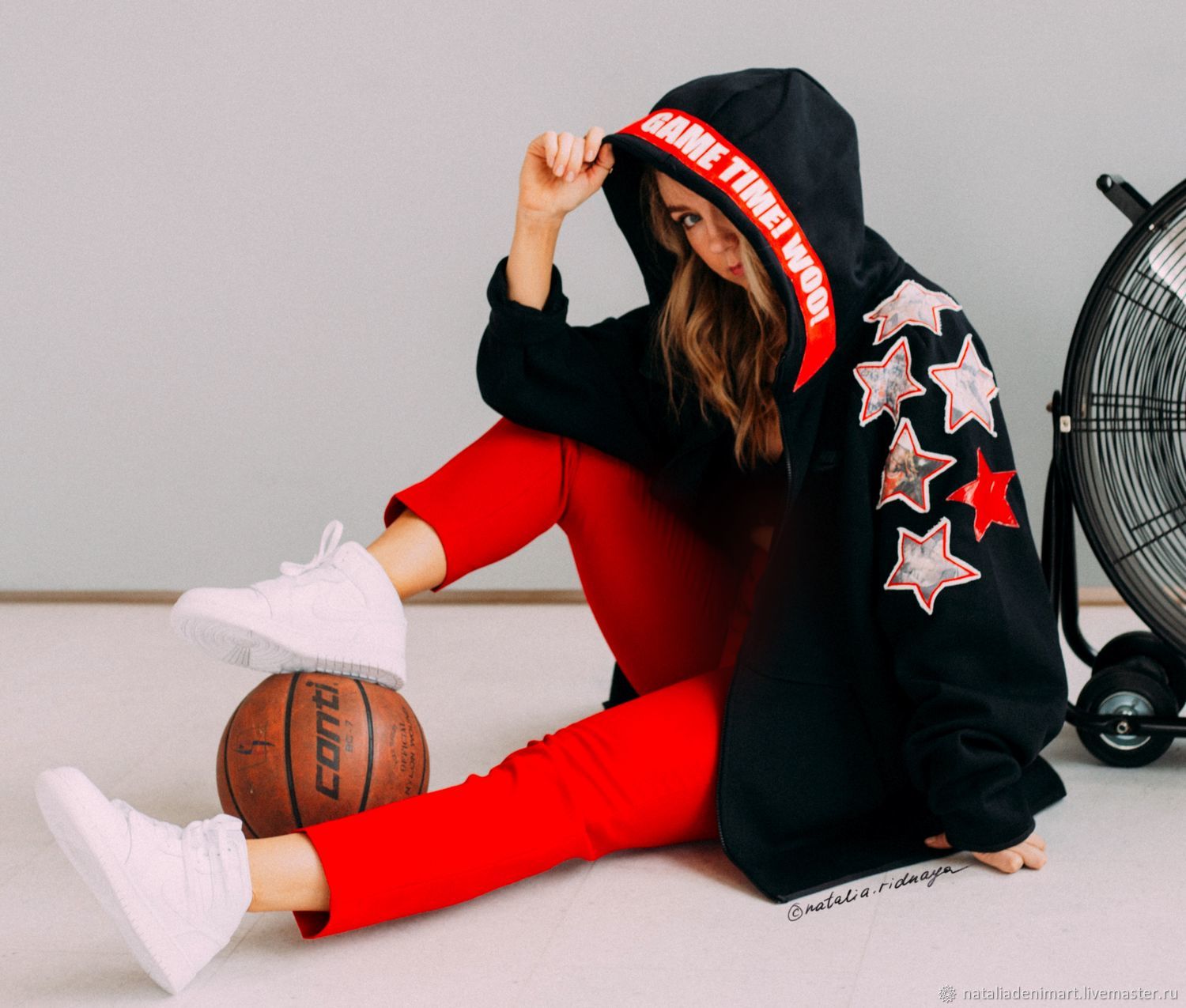 Худи с рисунком Chicago Bulls. Роспись по ткани Michael Air Jordan купить в  интернет-магазине Ярмарка Мастеров по цене 88000 ₽ – NYXKORU | Кофты  мужские, Омск - доставка по России