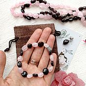 Украшения handmade. Livemaster - original item Bracelet made of rose quartz and garnet beads. Love talisman. Handmade.