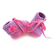 Booties moccasins knitted for girls gray, as a gift for discharge