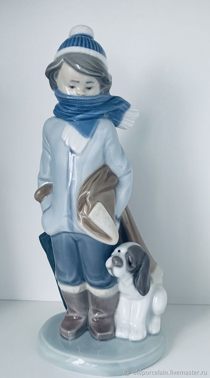 Винтаж: Для примера. Lladro фарфоровая статуэтка Мальчик с собакой / Зима  купить в интернет-магазине Ярмарка Мастеров по цене 13900 ₽ – LVH6KRU |  Статуэтки винтажные, Москва - доставка по России