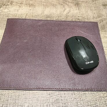 Канцелярские товары ручной работы. Ярмарка Мастеров - ручная работа Коврик для мышки из натуральной кожи. Handmade.