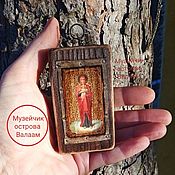Икона Божией Матери Валаамская деревянная икона с ковчегом