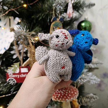 Куклы и игрушки ручной работы. Ярмарка Мастеров - ручная работа Дракон, дракоша, дракон на елку, дракончик брелок, вязаный дракон. Handmade.