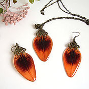Украшения handmade. Livemaster - original item Vintage Set of Earrings and Pendant made of Resin Orange Lily Petals. Handmade.