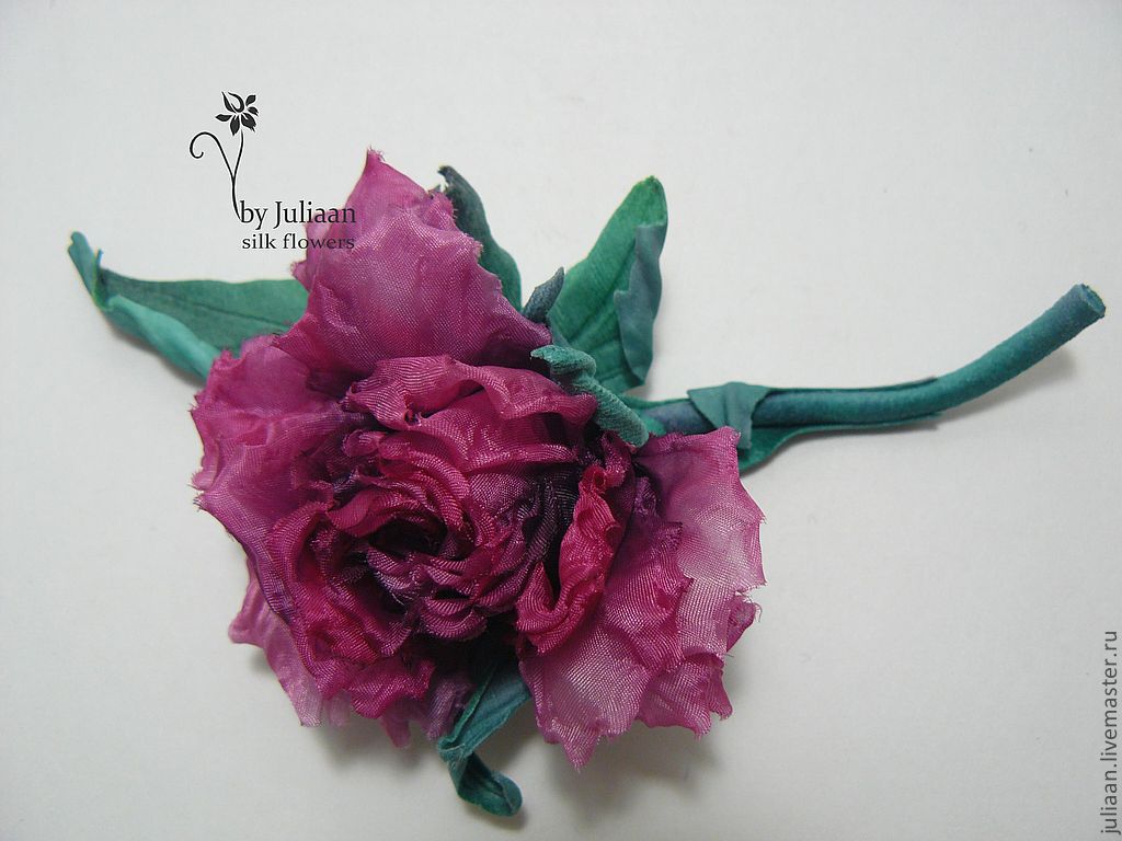 Броши ручной работы. Ярмарка Мастеров - ручная работа. Купить Цветы из шелка. Роза