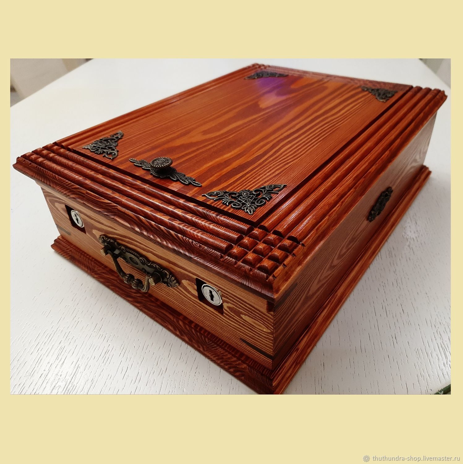 Шкатулка для украшений из массива дерева. Шкатулки для хранения документов. Сундучок для документов. Шкатулка для документов а4. Шкатулка для хранения документов а4.