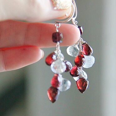 Украшения ручной работы. Ярмарка Мастеров - ручная работа Серьги с гранатом и хрусталем. Handmade.