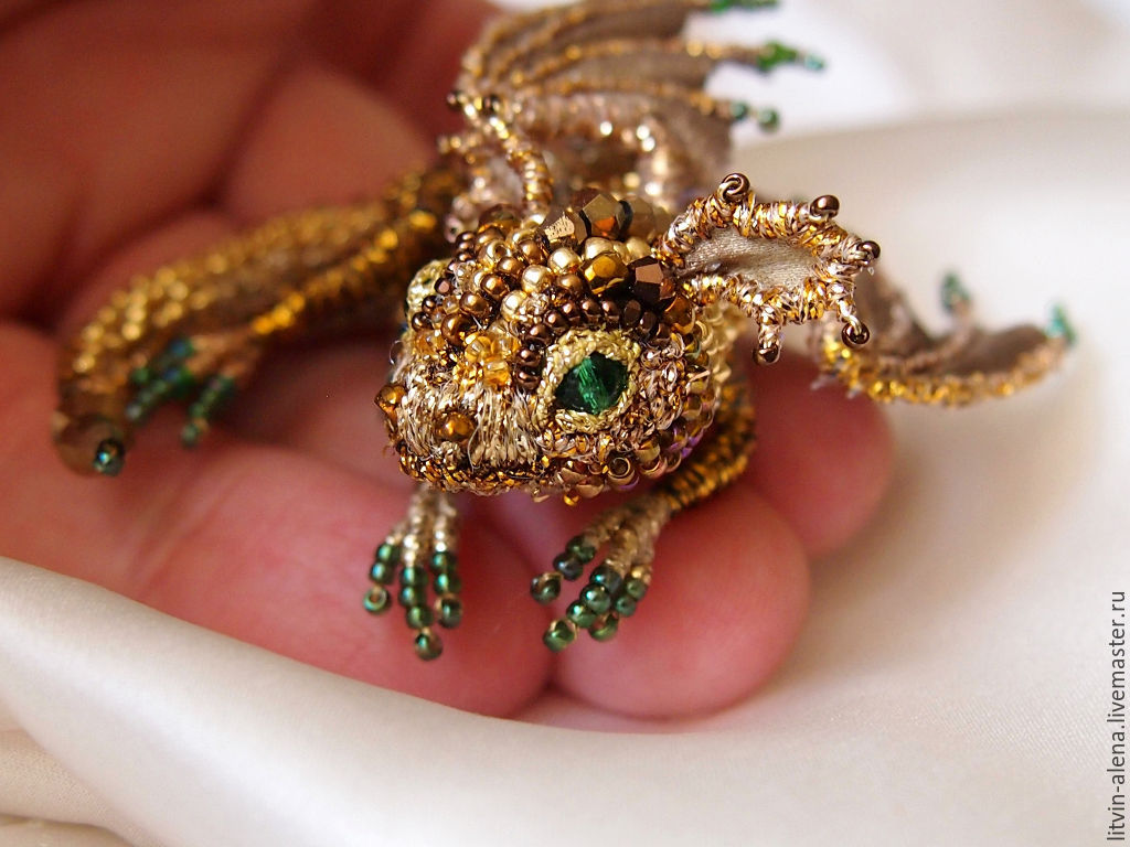 Brooch dragon "Goldie".  Embroidered dragon. Golden dragonet, Brooches, Moscow,  Фото №1