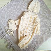 knitted suit for baby 