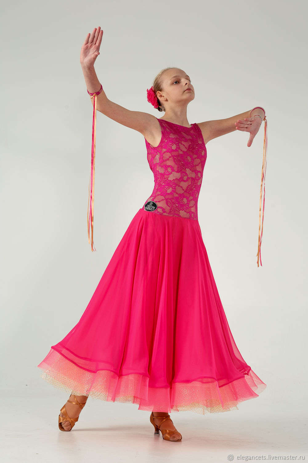 Продаётся дизайнерское платье для бальных танцев!!!
