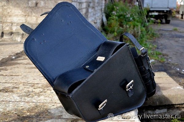 Кофр на маятник мотоцикла на заказ в интернет-магазине Ярмарка Мастеров ...